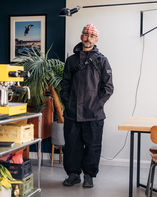 Parka técnica con capucha Sharpe hombre
